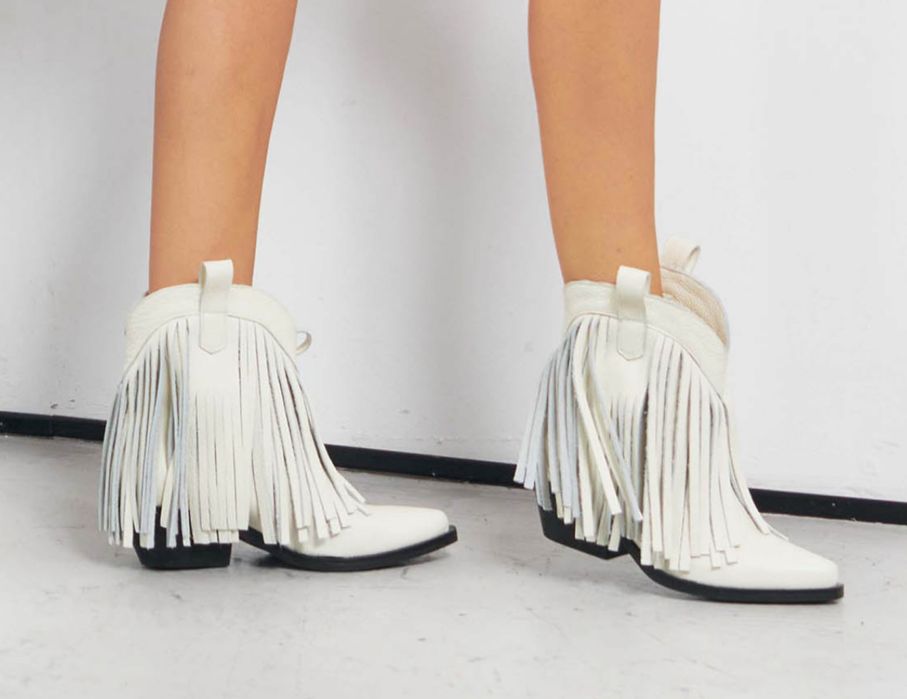 Ciocate cu franjuri din piele naturala 40