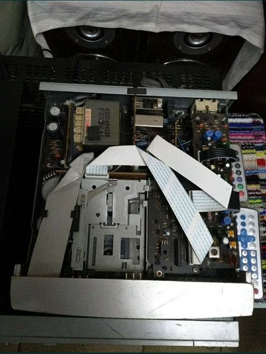 Колонки. Усилитель Вега. Приставка SONY-TX313. МП3. DVD. Наушники.