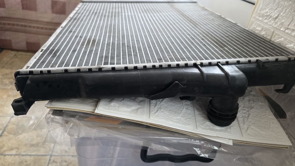 Радиатор за БМВ Е46, BMW E46 RADIATOR