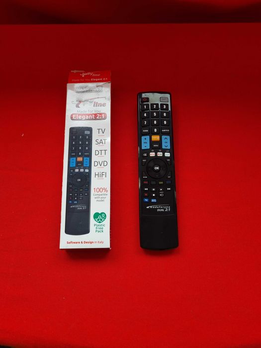 Vand 2 buc .telecomanda universale