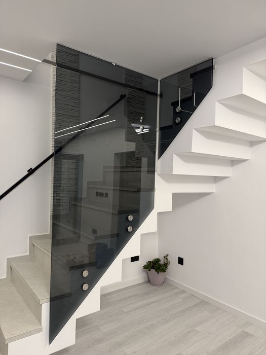 Balustrade sticlă exterioare/interioare, cabine si paravane duș