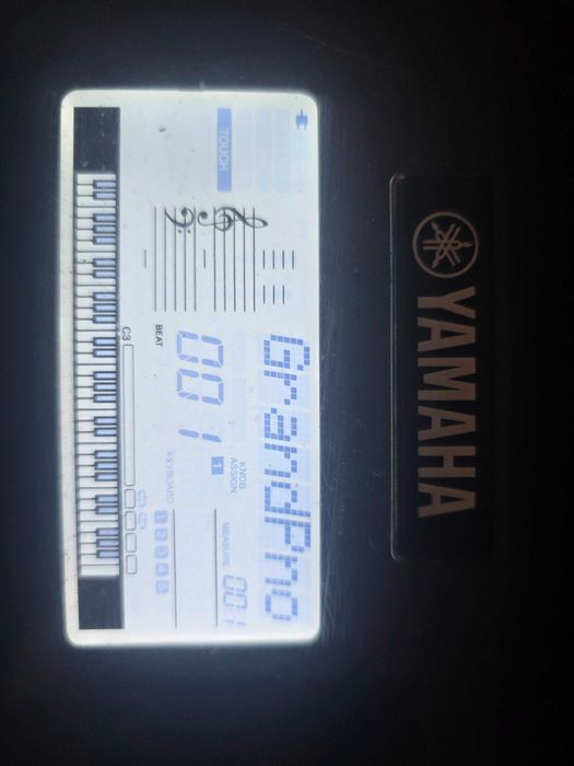 Orgă Yamaha PSR-E463
