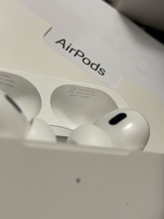 Casti Airpods Pro 2 Made in VIETNAM !!