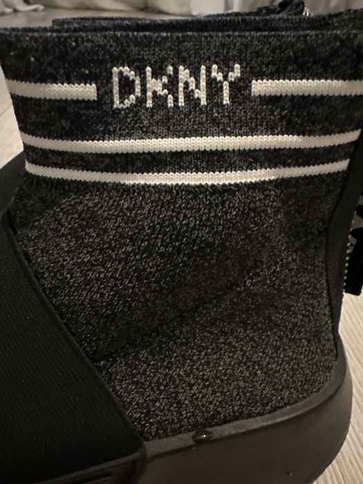 Vand ghete dama DKNY orginale