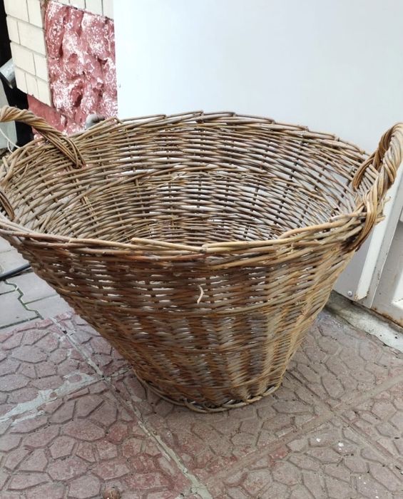 Корзины плетёные