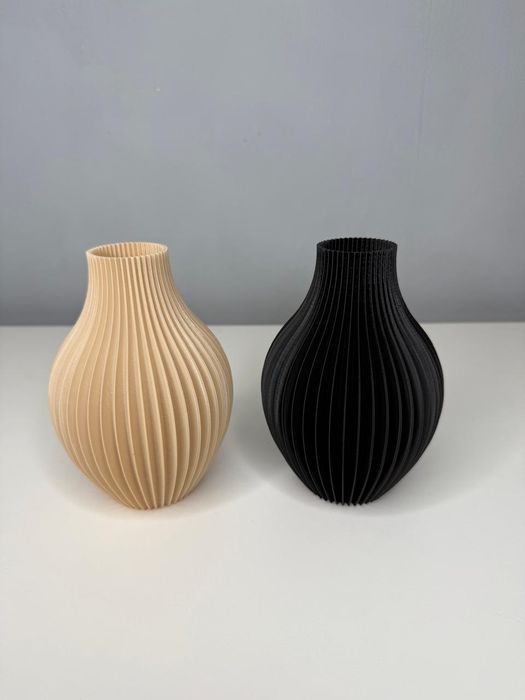 Вазы с сухоцветами