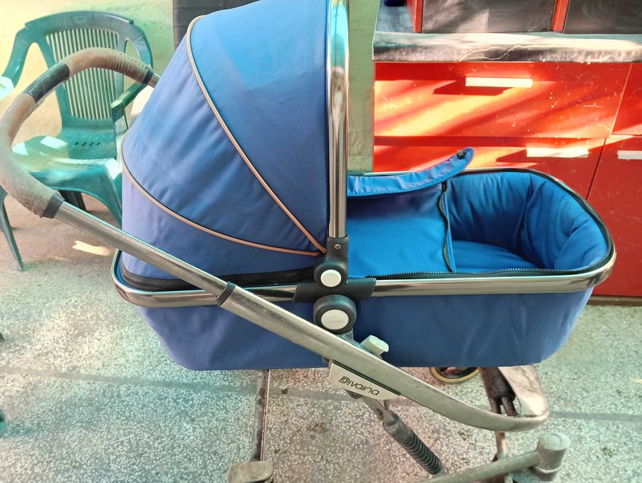 Бебешка количка Divaina