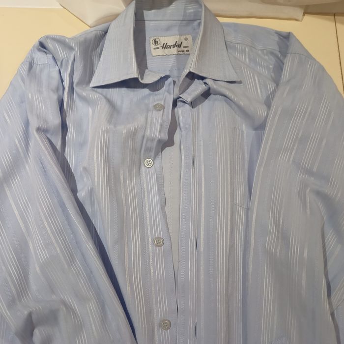 Рубашки школьные