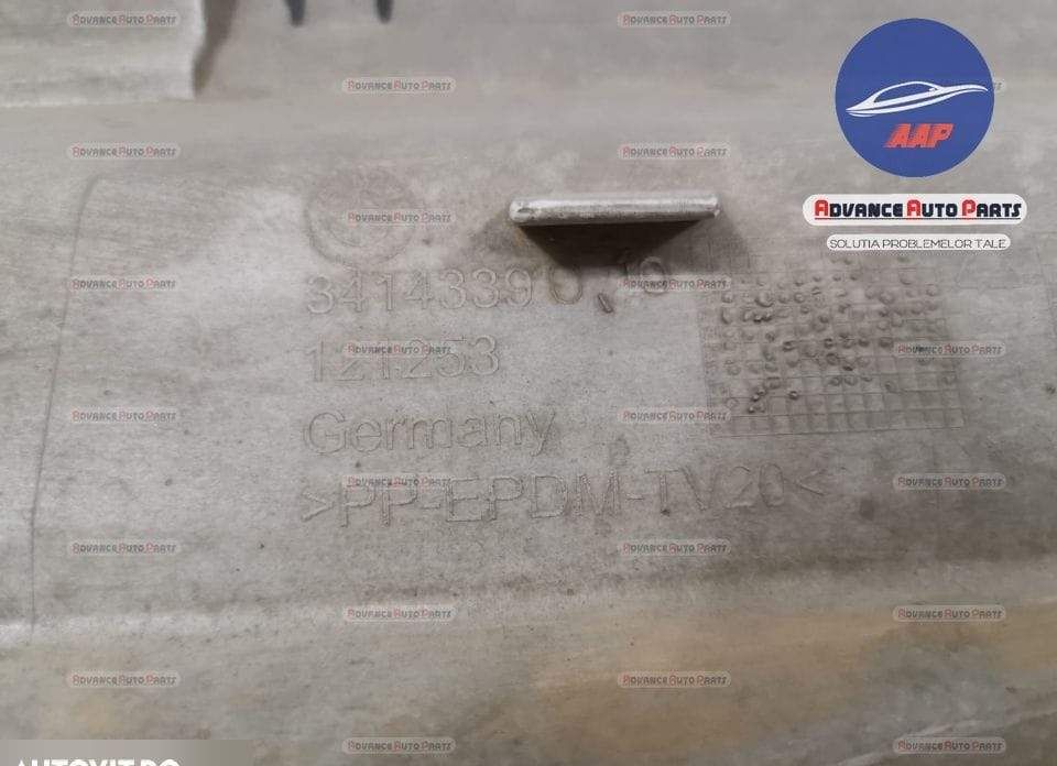 Задна броня БМВ / BMW X3 E83 М-Спорт Задната броня е във добро състоян