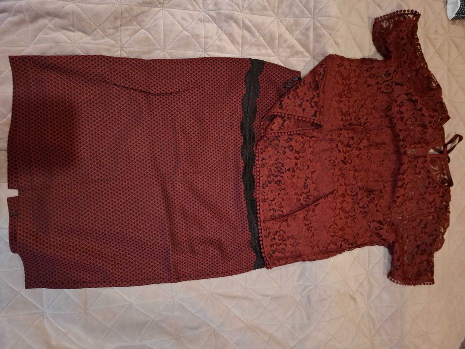 Дамска права пола "Миро" във винено- червен цвят