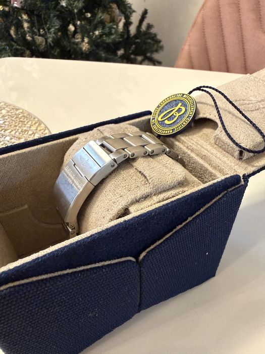 Breitling Super Avenger Chronograph  48mm. Оригинален, като нов. 2024г