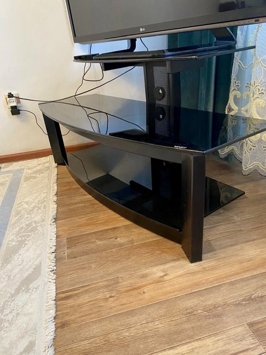 Подставка под телевизор