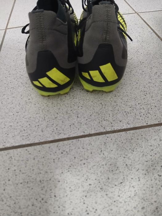 бутсы футбольные предатор