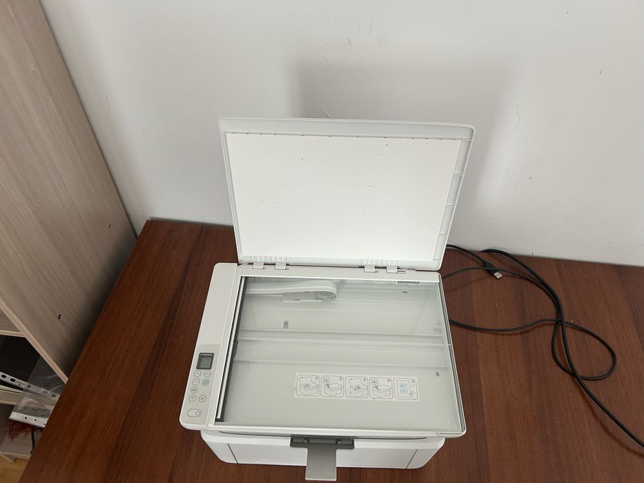 Принтер HP LaserJet M141w
