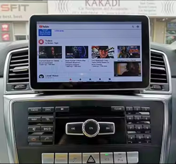 Navigatie Mercedes ML Carplay Waze YouTube GPS