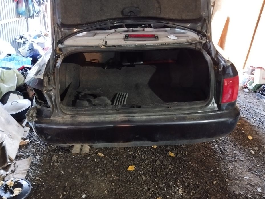 Продам Ауди а6 с4 Квадро