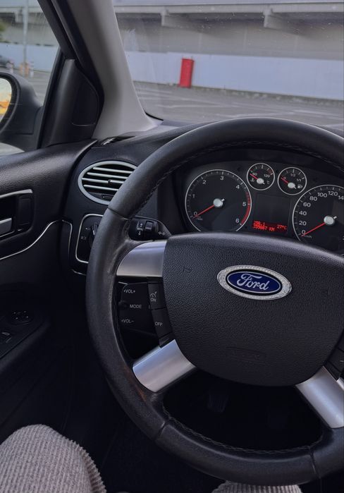 Ford Focus 1.6 TDCI 2007 manual, intretinut