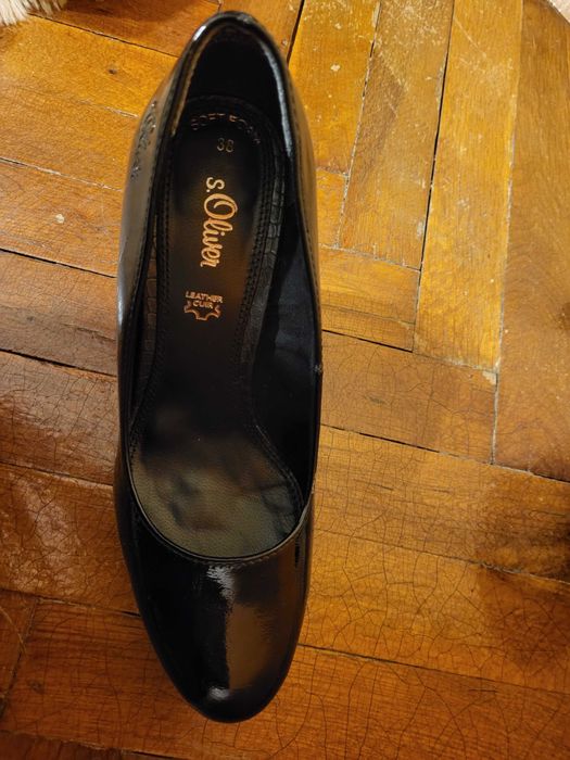 Елегантни дамски обувки на s'Oliver