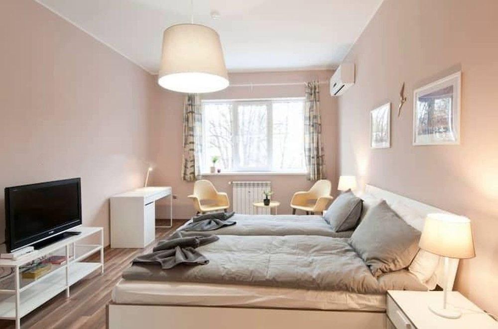 Дава се под наем Двустаен апартамент в София, Център - 60 кв.м за 599 € - Снимка #1