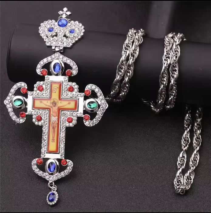 Cruci pectorale preot / episcop
Mai multe modele  

Engolp