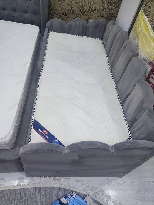 Продам кровать новый