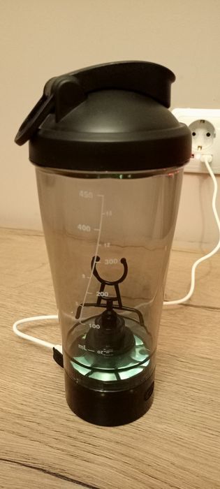 Продаётся шейкер