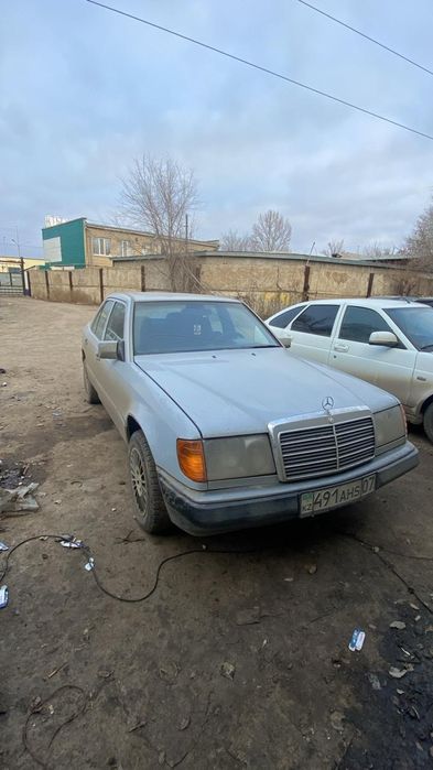 Продам Мерседес Е 200  124 кузов
