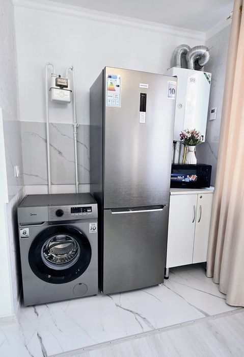 3ком Арбат посуточно. Площадь Аль-Фараби 2