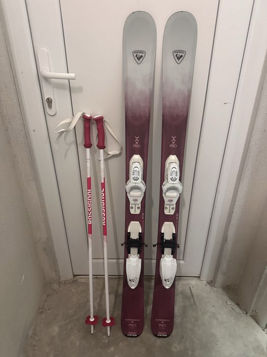 Ски със щеки Rossignol