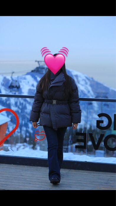 Продам куртку(в отличном состоянии)