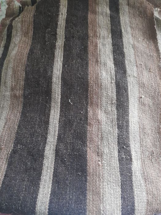 Пътеки от кози вълна