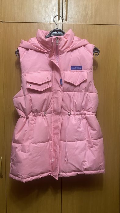 Жилетка новая ,….