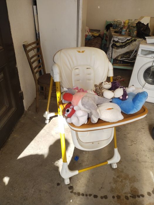 Продам детский столик