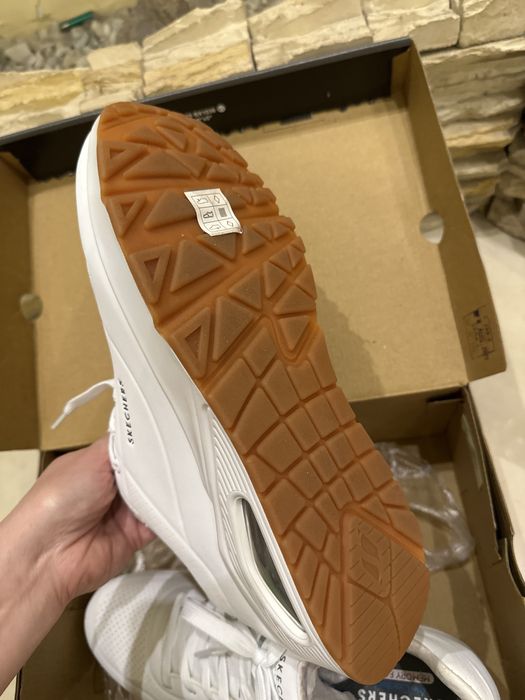 Кроссовки skechers белые