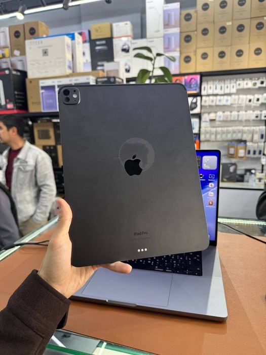 iPad Pro 13 " M4 512 Wifi Nasiyaga ham beriladi