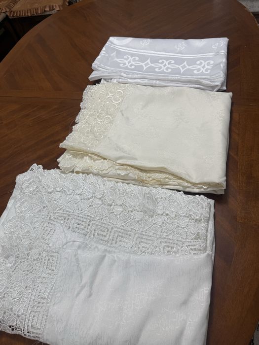 Продам гостинный стол