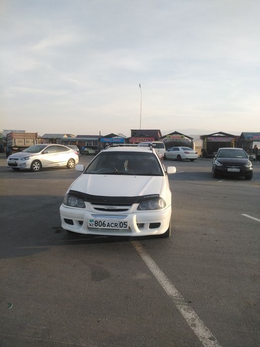 Машина продам. Тойота.