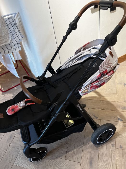 Продам коляску kinderkraft