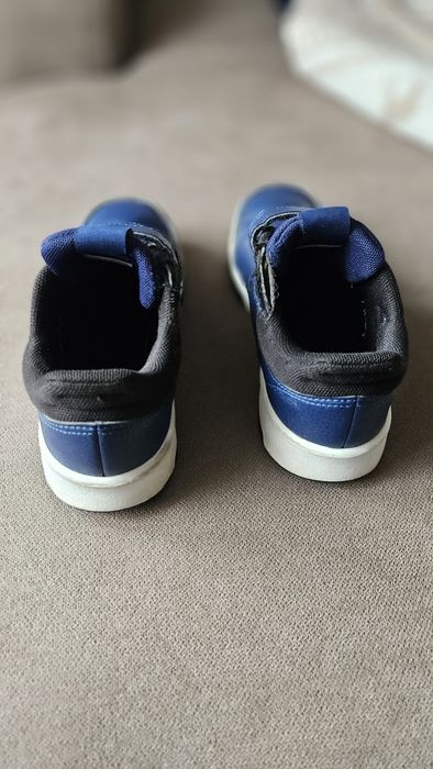 Adidasi copii Adidas