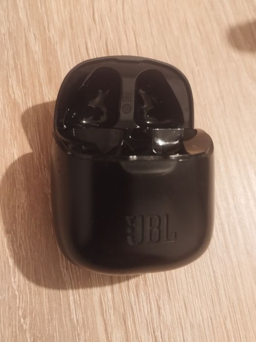 Carcasă Originală JBL Tune 225TWS - Încărcare USB-C