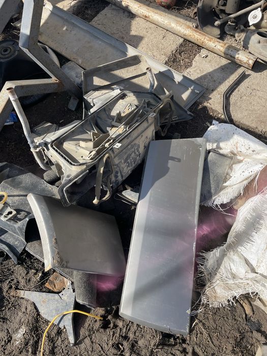 Запчасти Мерседес