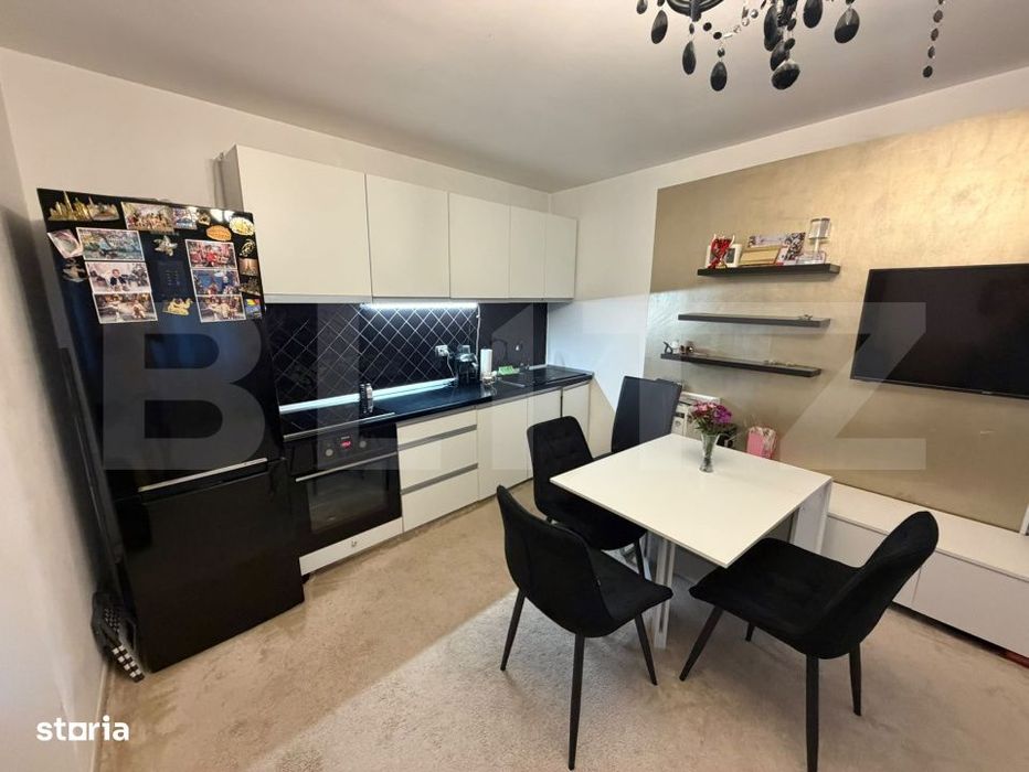 Apartament cu 2 camere de vanzare, 62 mp, zona Central — fotografia 1