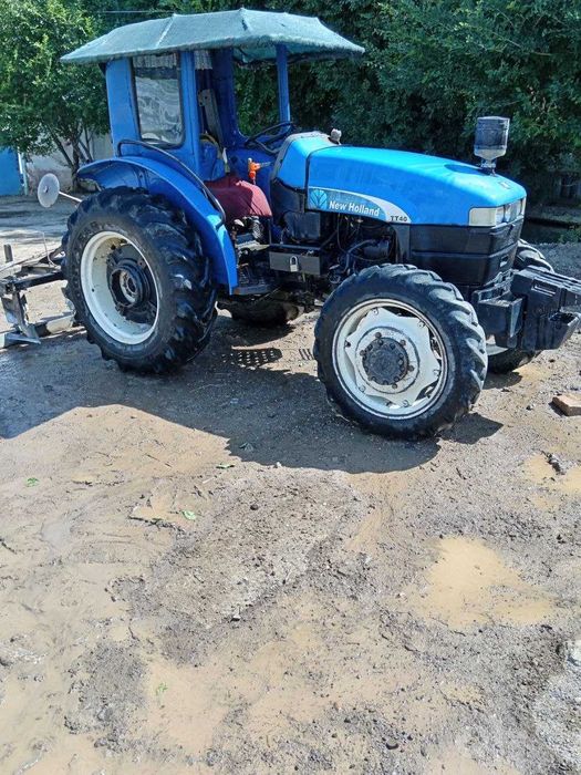 Nev holland TT 40 Mini traktor sotiladi narxi 13.000$ Chust Namangan