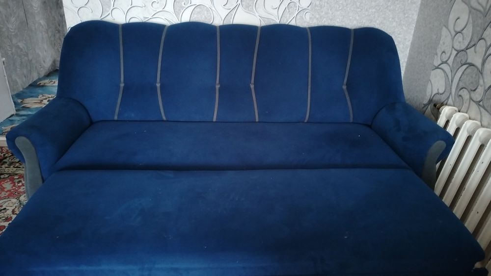 Продам диван нефтебаза