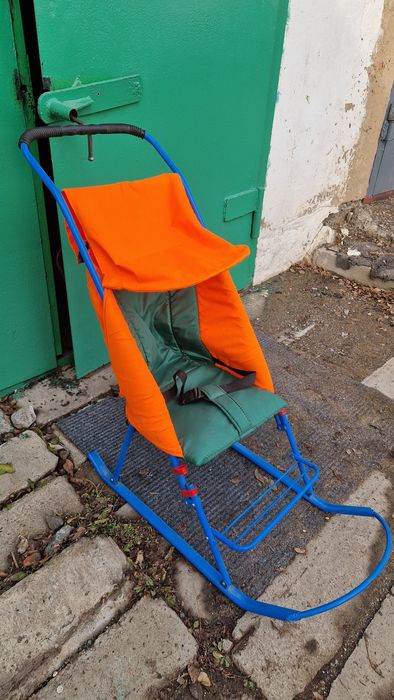 Продам санки детские