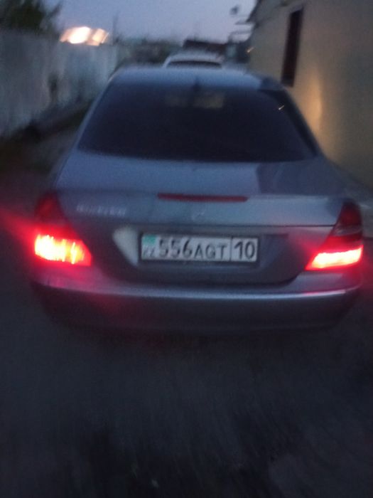 Продам машину Мерседес