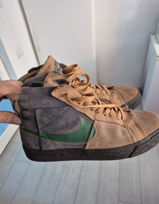 Nike , marimea 43