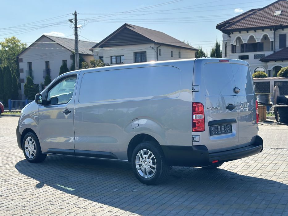 Prim proprietar in tara din 2025 Vand Opel Vivaro Maxi 2.0 diesel 122 cp,2020,cutie automata 9 viteze,clima,carplay,camera