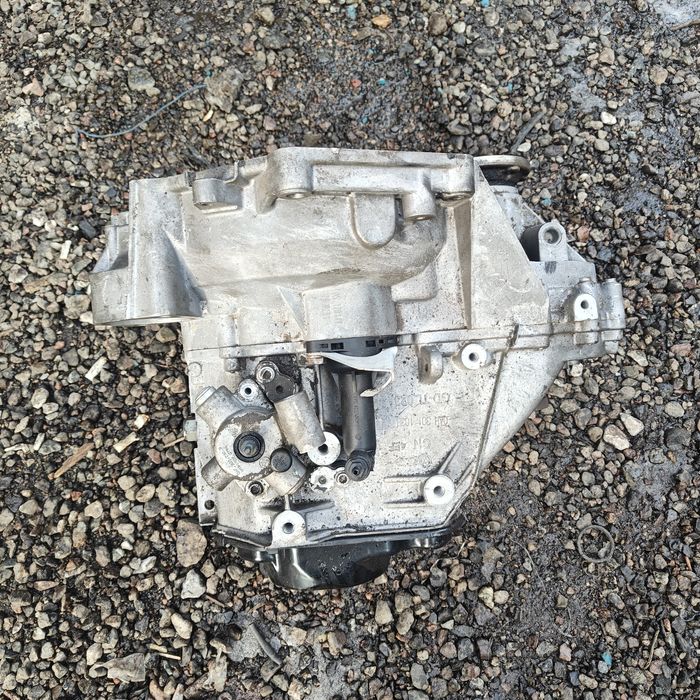 коробка Volkswagen caddy