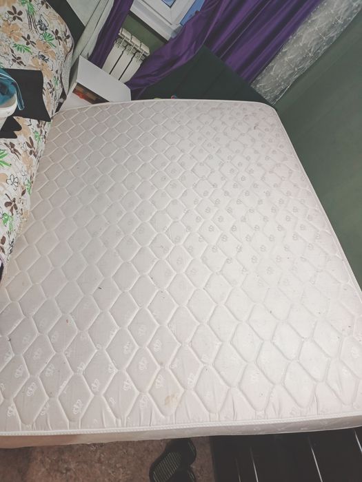 Продам матрас хорошего качества